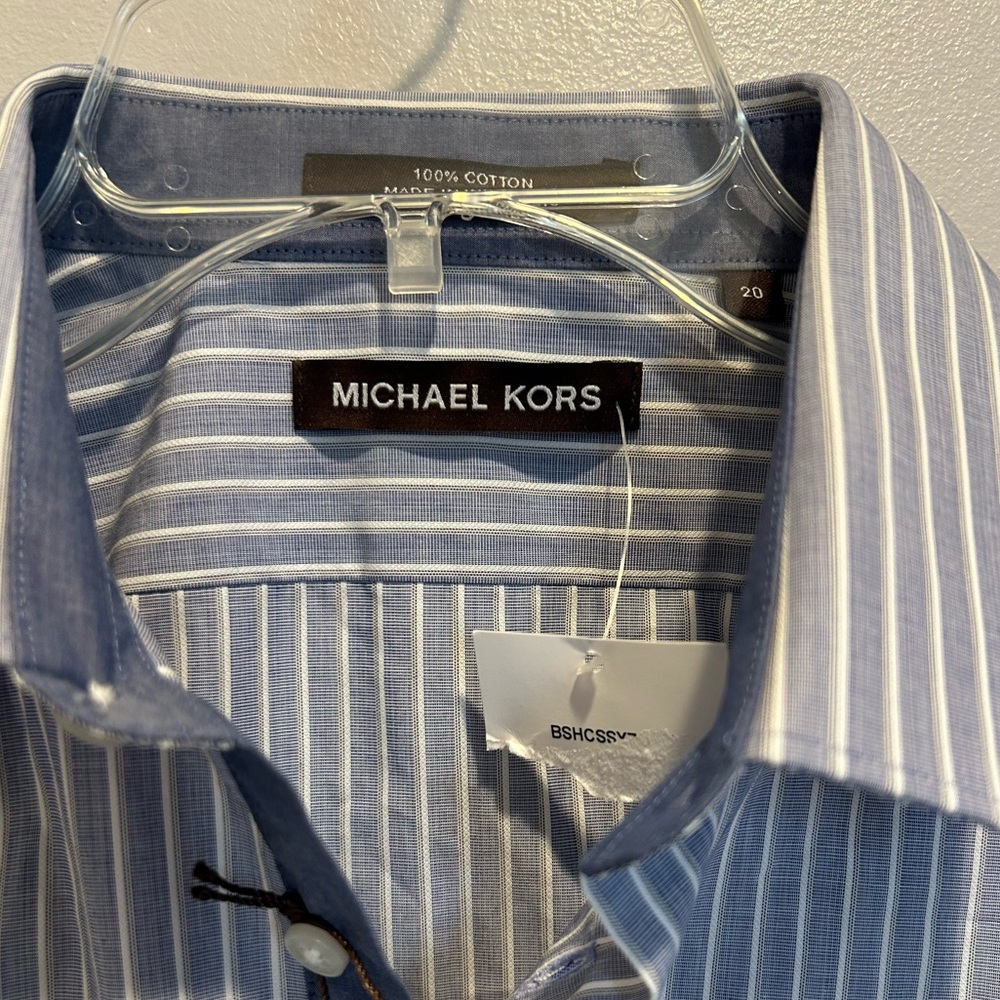 Michael Kors Men's Shirt in Blue and White Stripes